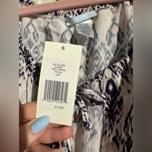 NEW Eberjey Revolve Rumba Reed Romper Pink Tie Since Small/Medium NWT - Picture 6 of 7